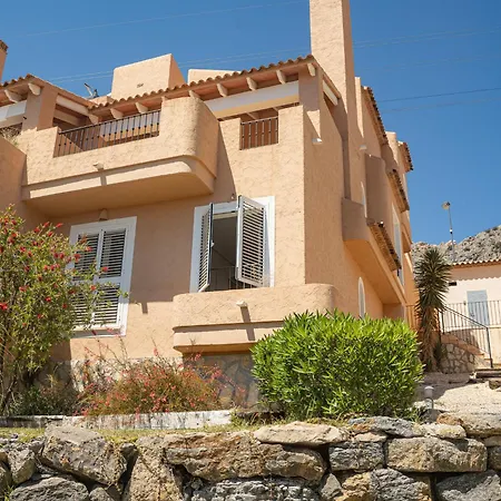 度假居 House With Amazing Sea View *