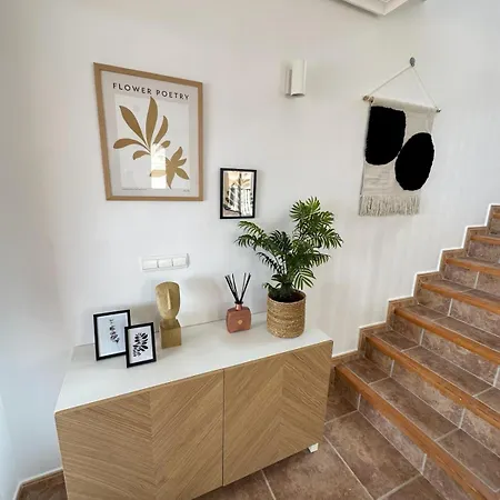 度假居 House With Amazing Sea View *