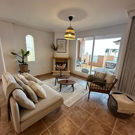 度假居 House With Amazing Sea View *